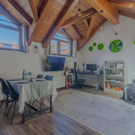 Skylight * בלאנו